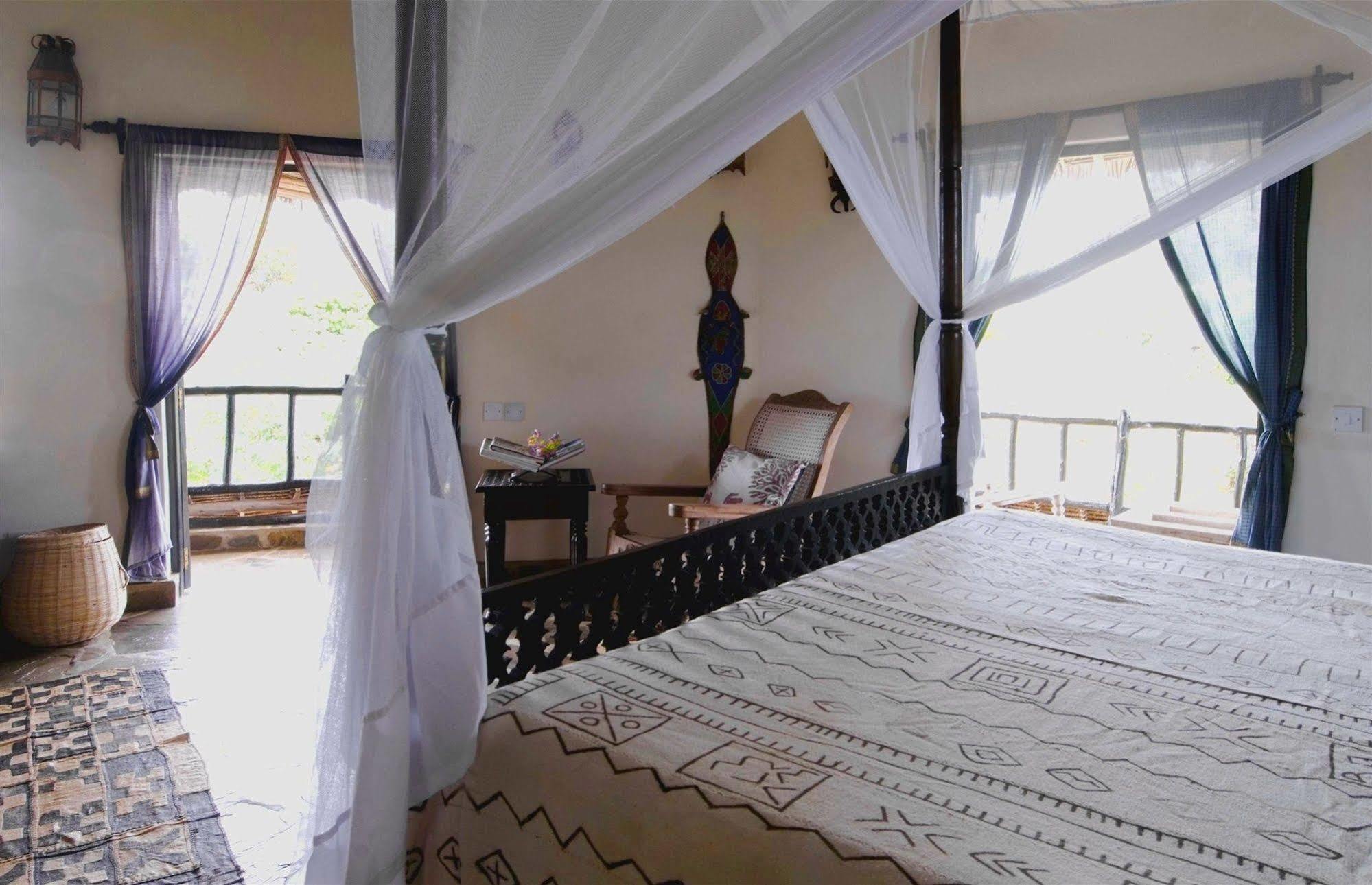 Kinondo Kwetu Hotel Diani Beach Eksteriør billede