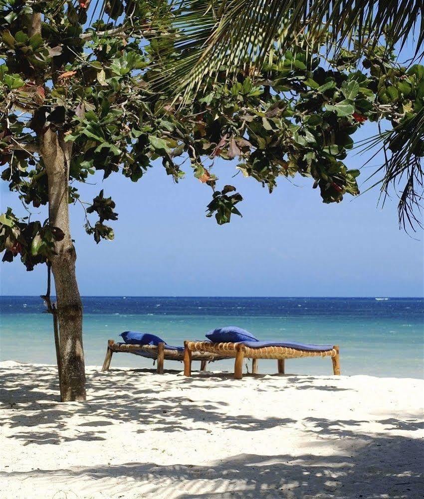 Kinondo Kwetu Hotel Diani Beach Eksteriør billede